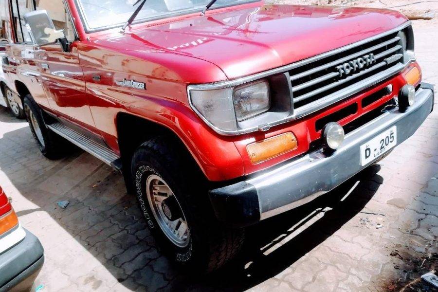 5 Door Land Cruiser For Rent in Pakistan